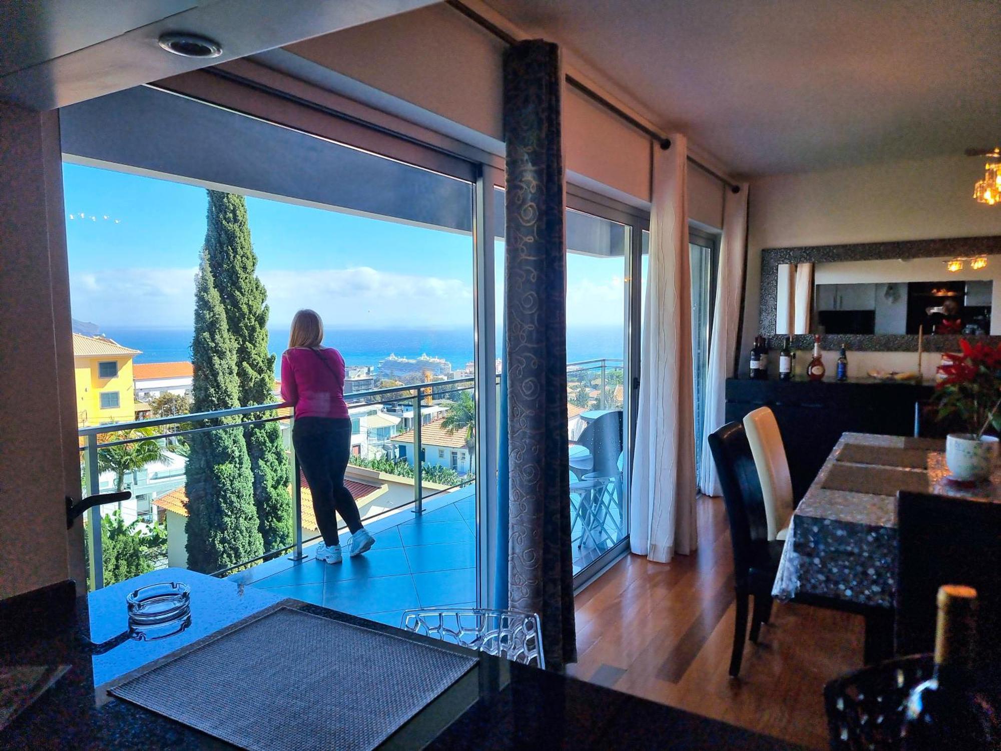 Big Apartment With Ocean Views, Ideal For Groups Funchal Kültér fotó